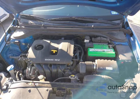 2017 Hyundai Elantra Se z USA, uszkodzony, nr VIN KMHD74LF6HU395306